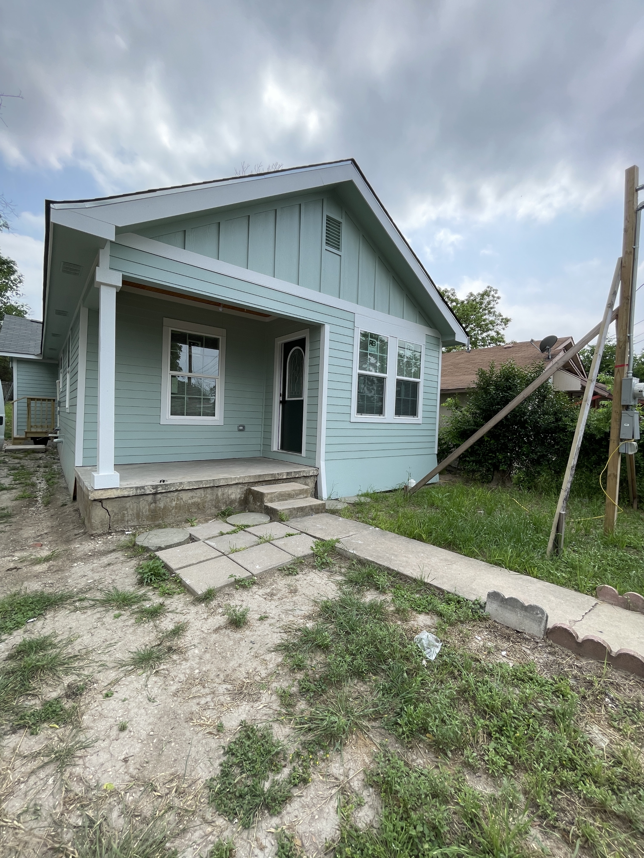 Property thumbnail image